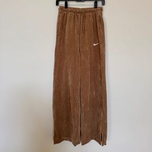 Nike Sportswear Velour High Waist Pants - Dark Driftwood - Size XS - NWT